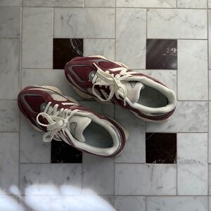 New Balance 9060 Women's Washed Burgundy Sneakers, Size 6